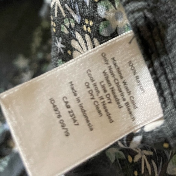 Talbots|Floral Tie Neck Smocked Blouse, Size 2X, Petite ••• Boho - Picture 9 of 11